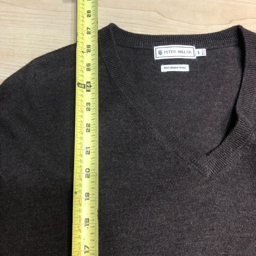 Coffee Color Peter Millar V Neck Sweater Large - Picture 7 of 7